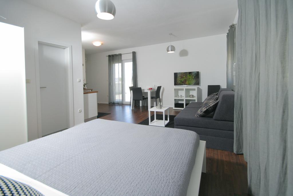 Charm Apartments And Rooms トロギール 部屋 写真